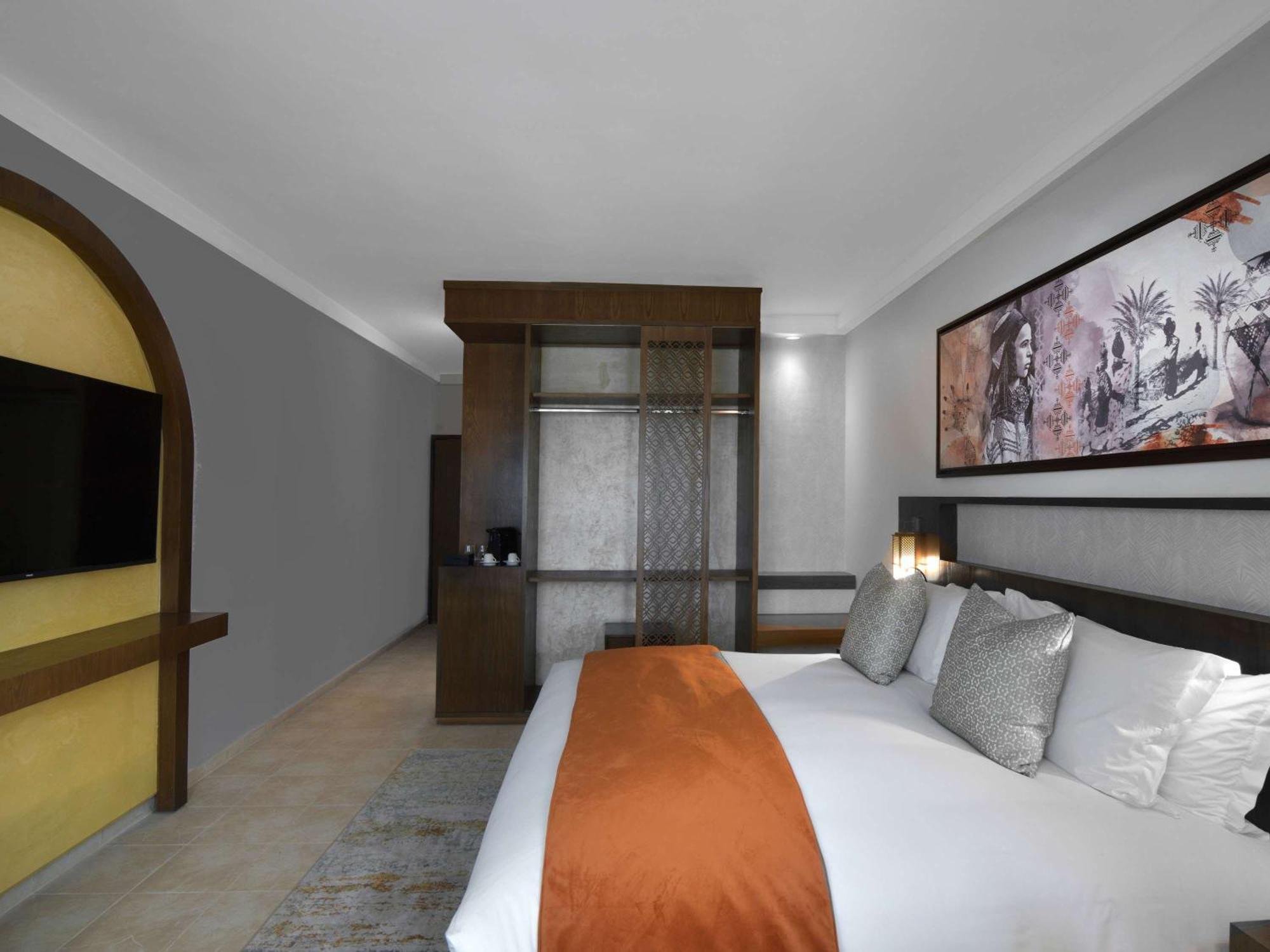 Sofitel Agadir Royal Bay Resort Exterior photo A room at the hotel