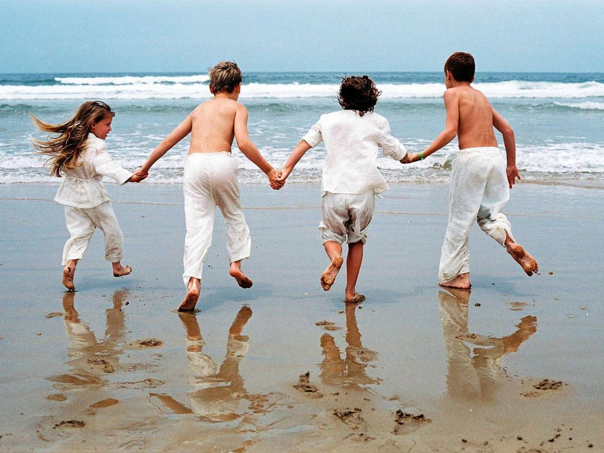 Sofitel Agadir Royal Bay Resort Exterior photo Children playing on the beach